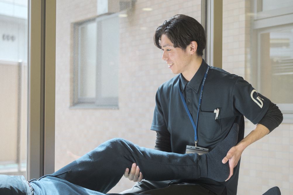 株式会社 AT 医療対応住宅ケアホスピス久末の理学療法士 作業療法士 住宅型有料老人ホーム 正社員求人イメージ