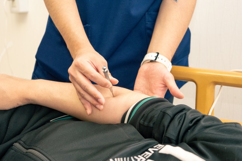 株式会社 AT 訪問鍼灸按摩 アットウォーミ―笹谷のあん摩マッサージ指圧師 鍼灸師 介護施設 住宅型有料老人ホーム 正社員の求人情報イメージ1
