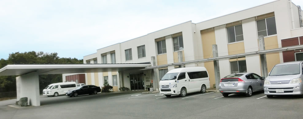 社会福祉法人 愛和会 特別養護老人ホーム あそうの郷の介護職/ヘルパー 特別養護老人ホーム ショートステイ 正社員求人イメージ